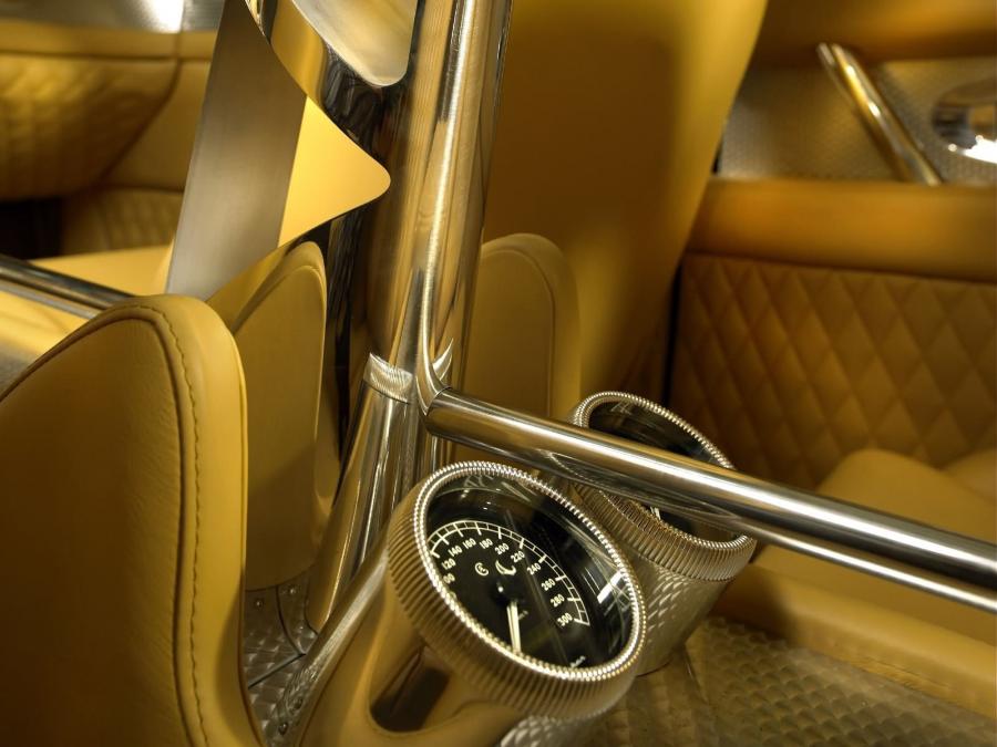 Детали интерьера Spyker D12 Peking-to-Paris Concept 2006 года  (фото 26 из 60)